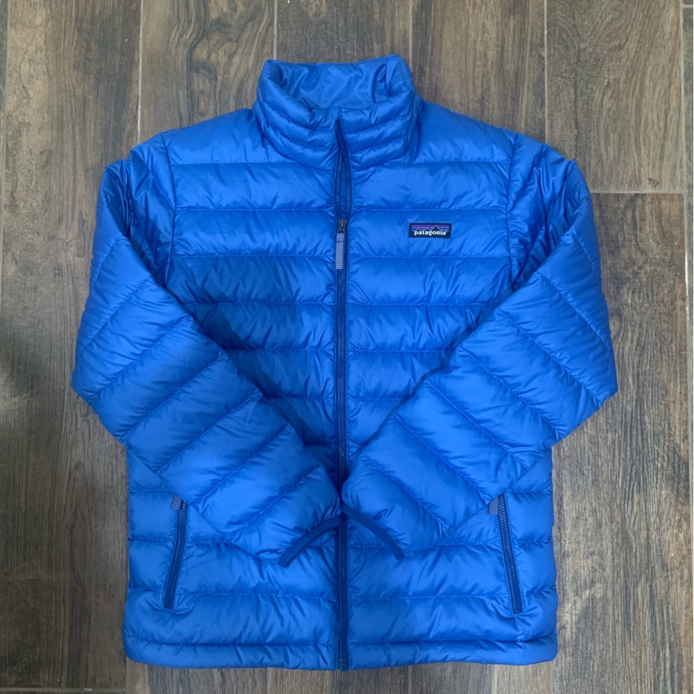 Boys Patagonia lightweight puffer